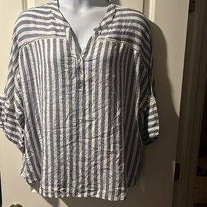 Adrienne Vittadini 3/4 Sleeve Roll Up Sleeve Shirt